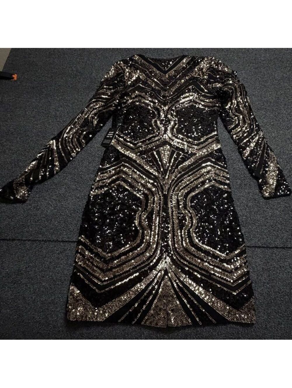 NWT Express Sequin Bodycon Dress S Black Gold Long Sleeve Cocktail Party